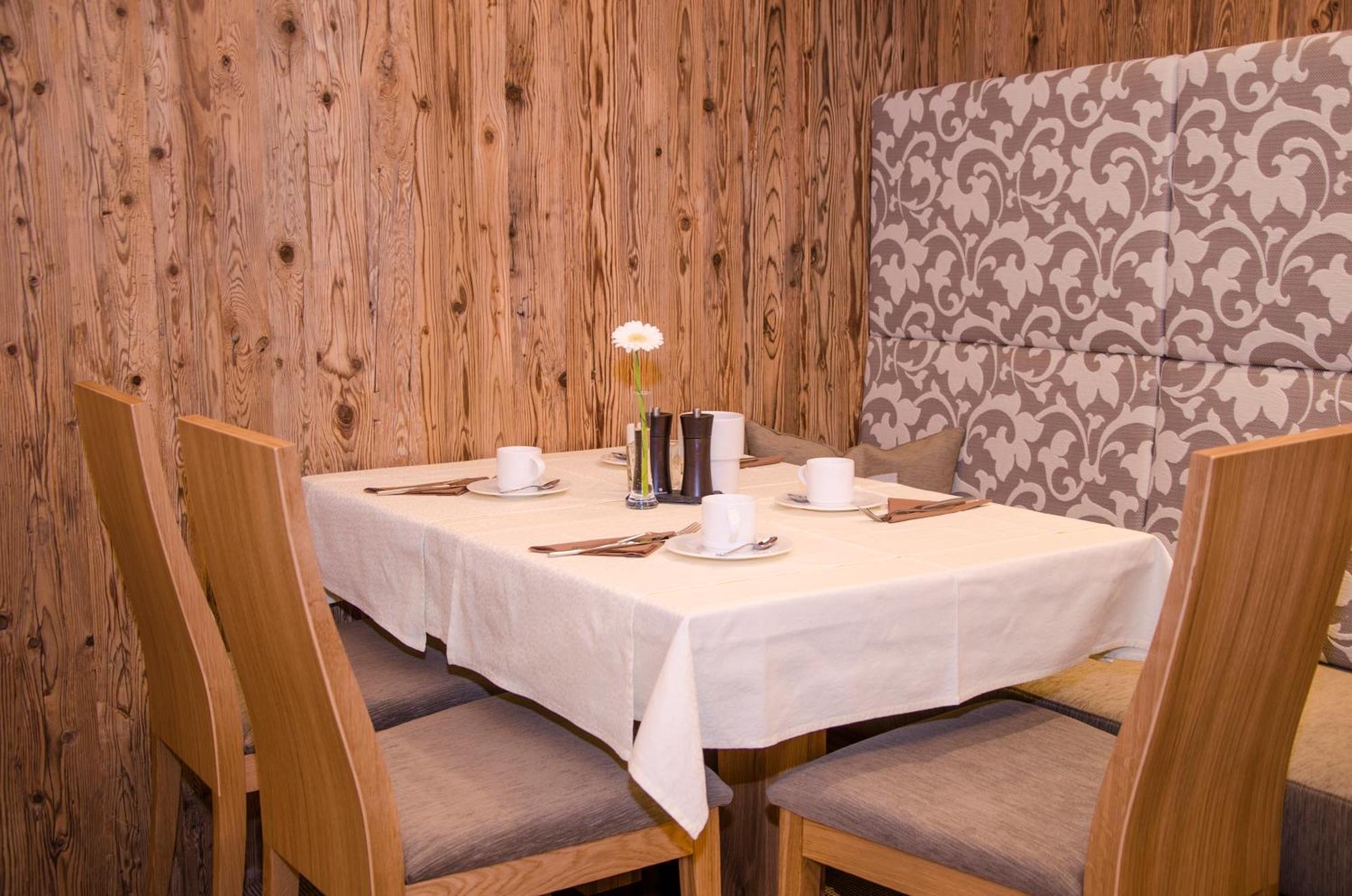 Hotel Garni Mirabell Ischgl Eksteriør billede
